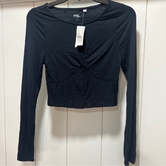 Pacsun  Sz S Black Long Sleeve Pac Cares Cropped Round Neck Knit. NWT - Picture 1 of 3